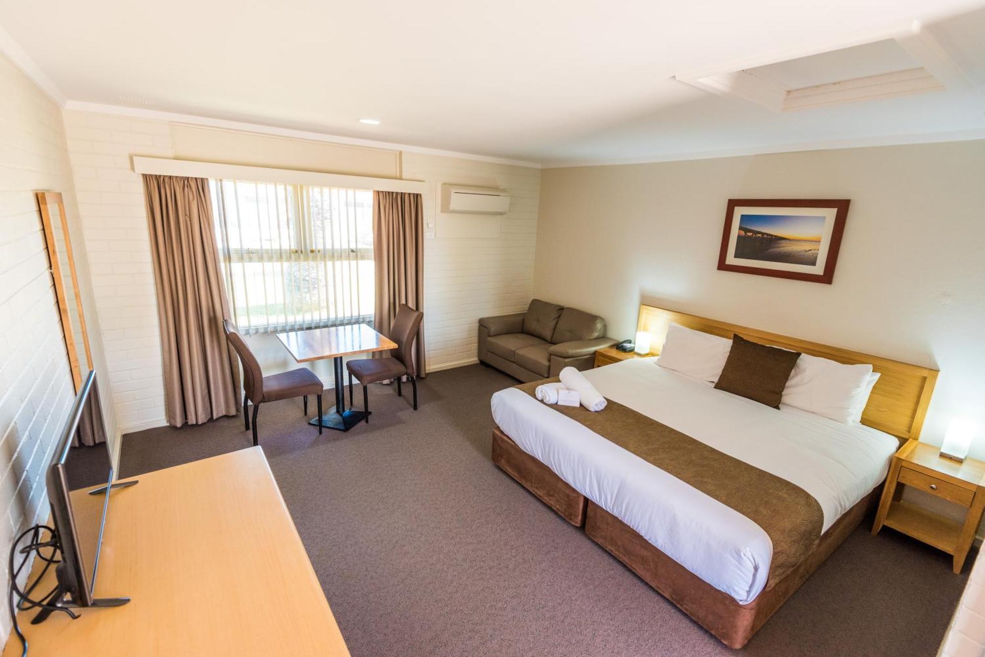 ฮอสปิทาลิตี้ คาร์นาร์วอน ชัวร์สเตย์ บาย เบสต์ เวสเทิร์น Motel ห้อง รูปภาพ